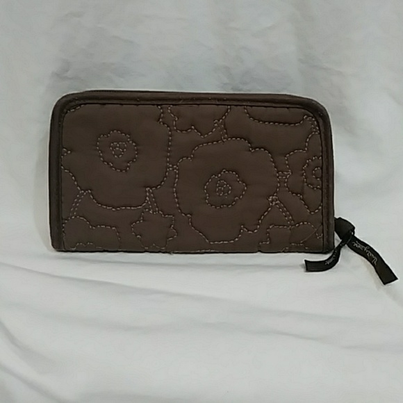 thirty-one Handbags - Thirty One Gifts Quilted Zip Wallet ID Holder 31